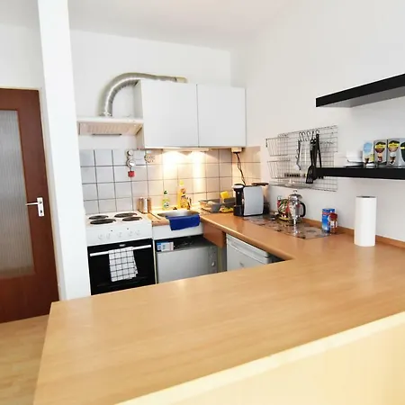 Апартаменты Praktisches Mit Flatscreen Tv Леверкузен