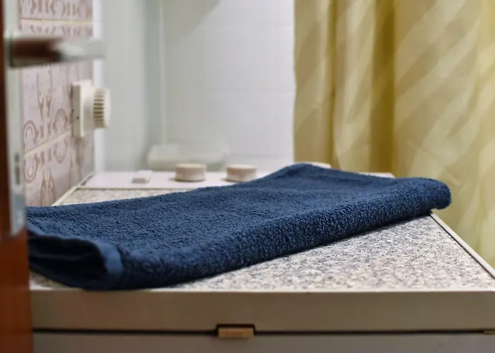 Praktisches Mit Flatscreen Tv Lejlighed Leverkusen